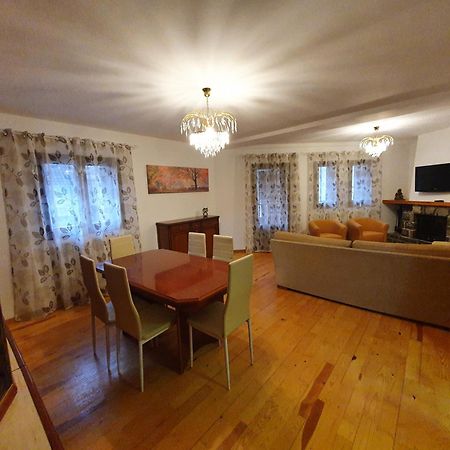 Apartamento Marbore Torla Bilik gambar
